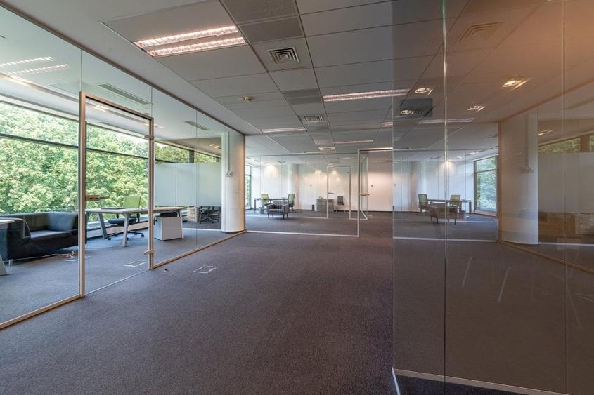 SPATII DE BIROURI CLASA A - 4