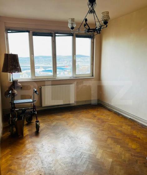 Apartament de vanzare, cu 2 camere, 47 mp, renovabil, zona L - 3