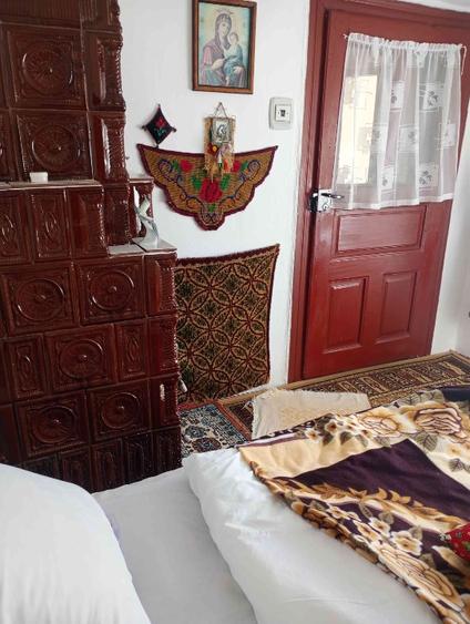 Casă locuibilă, mobilată, de vânzare. - 5