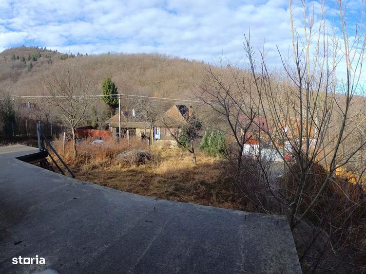 Casa de vanzare in Sibiel Zona turistica Teren plat Toate utilitatile - 2