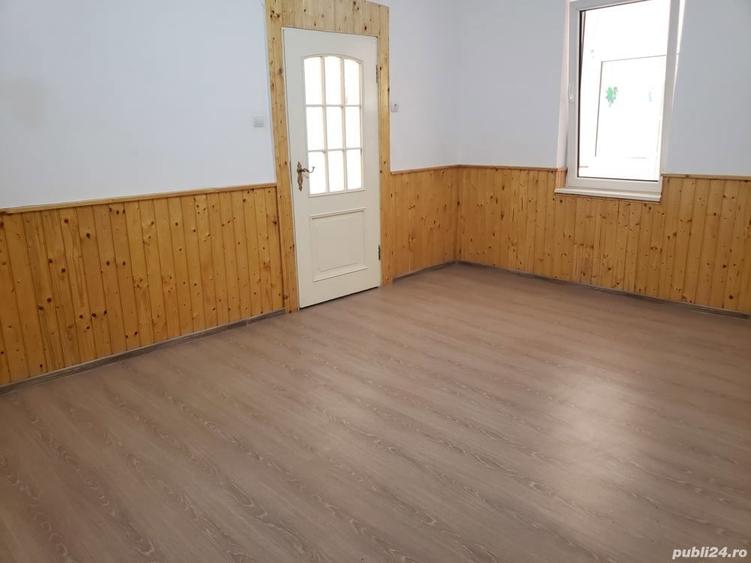 VAND casa renovata, luminoasa cu tavan inalt ,utila pentru orice destinatie,in Jimbolia. - 8