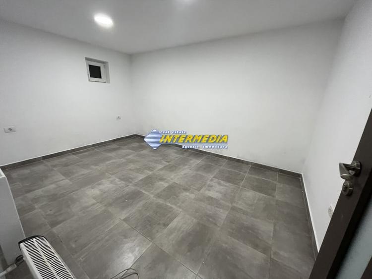 Spatiu comercial de vanzare in Alba Iulia zona Cetate finisat complet - 9