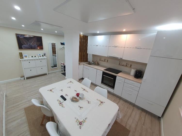 Vand apartament cu 2 camere in Baile Herculane. - 5