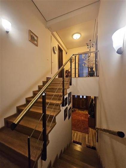 Vanzare Vila   Casa  D+P+M 350 mp - Aviatiei   str. Biharia - 10