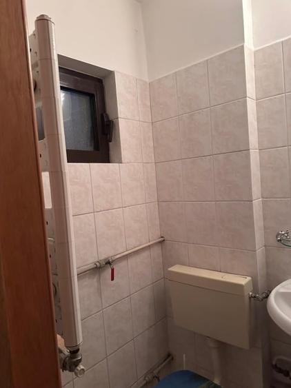 Apartament 3 camere, confort 1 locație ideală, decomandat,doua grupuri sanitare - 7