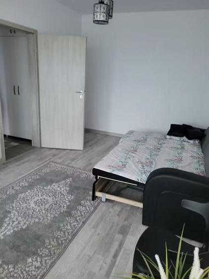 Apartament cu 2 camere decomandat în Popoveni