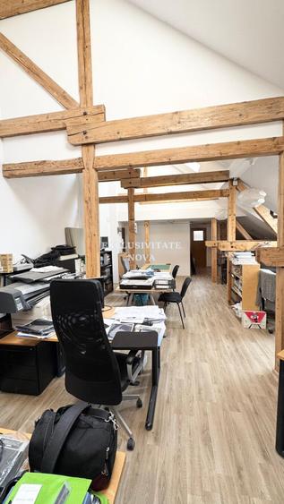 UNIVERSITATE - Batistei - Vanzare MANSARDA in VILA  Interbelica ! - 4