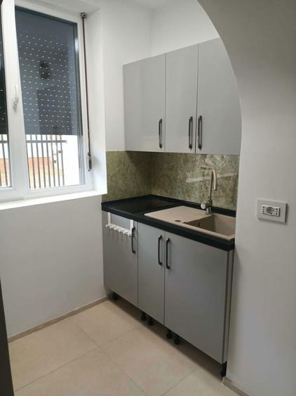 Inchiriez studio la casa, cu curte si acces separat Decebal 84, zona linistita - 3