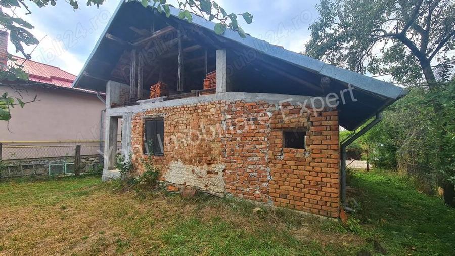 Casa batraneasca + 1462 mp teren de vanzare in Curtea de Arge?. - 2