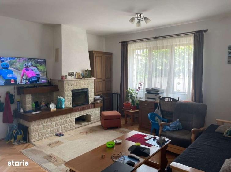 Casa NOUA 6 camere 7 bai teren 1.300 mp ,panouri foto-voltaice Orlat - 6