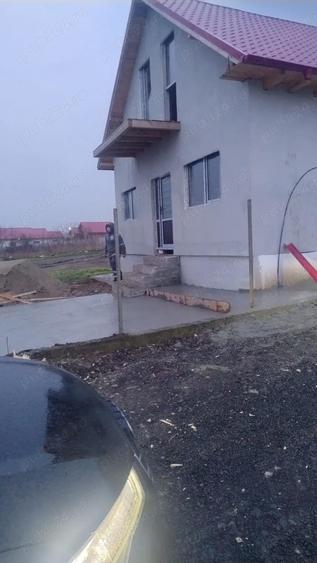 Casa centru Lumina, P+M, cinci camere - 1