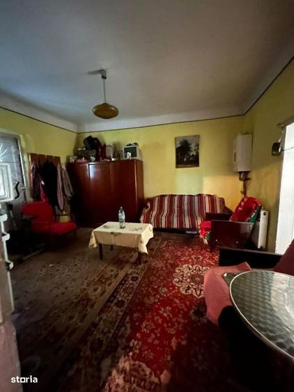 De vanzare casa cu 4 camere in Roman, suprafata Teren 450mp 79.000euro - 2