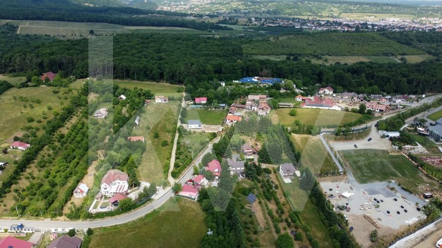 Teren construtie 1000 mp - Tocile, toate utilitatile, vedere panoramica! - 10