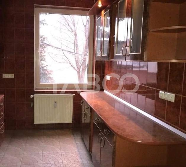 Spatiu de birouri decomandat 4 incaperi generoase zona Terezian Sibiu - 3