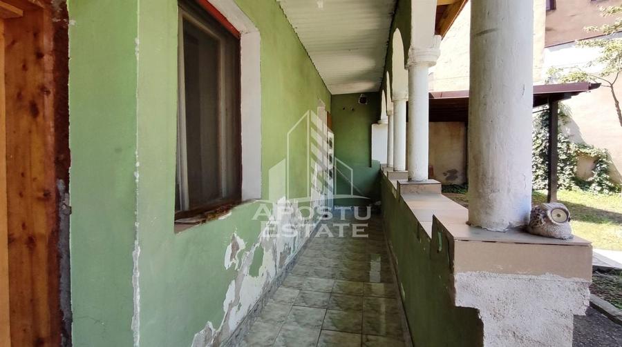 Casa la curte comuna 4 camere, zona Centrala - 16