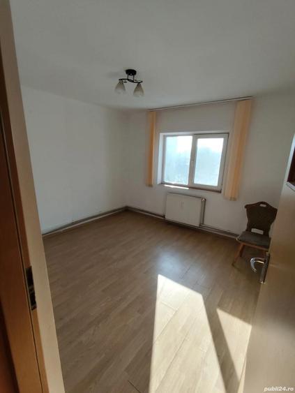 Vand apartament 2 camere Oltenita - 3