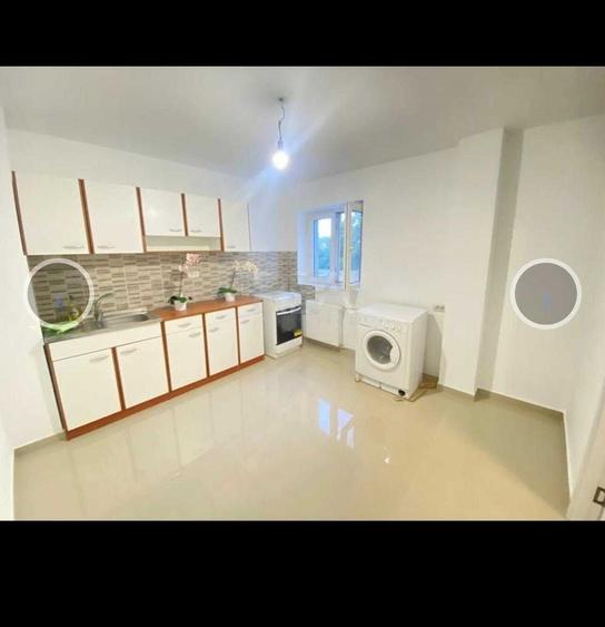 Apartament cu 2 camere semidecomandat în Rahova