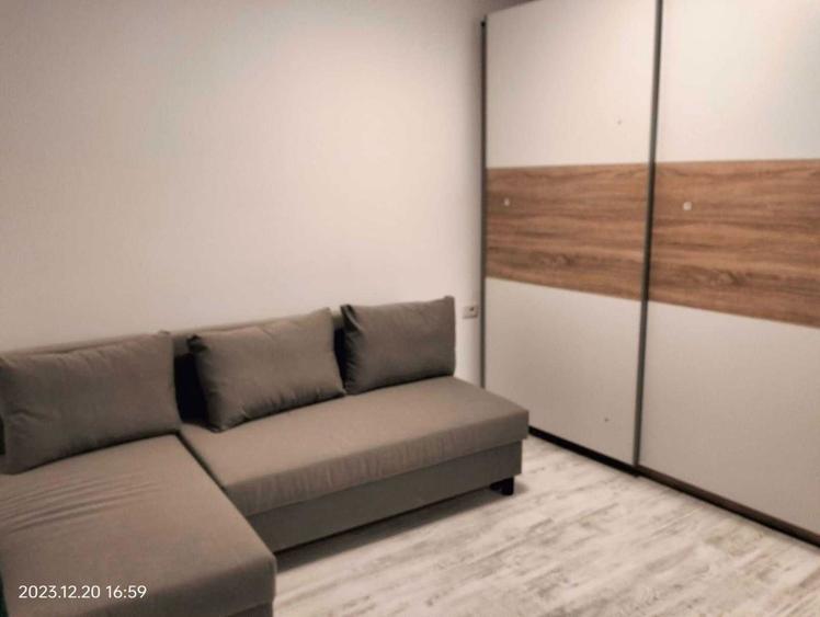 Inchiriez garsoniera in Militari Residence - 4