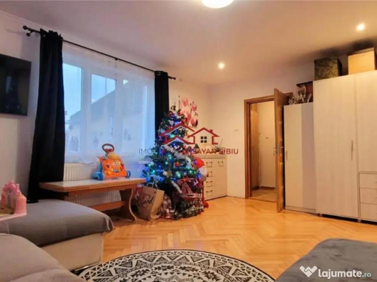 Apartament spatios la casa cu gradina,Cisnadie,comision 0 - 8