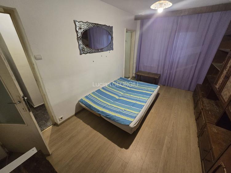 Garsonieră decomandată, mobilată în Buziașului Garsonieră decomandată, mobilată în Buziașului