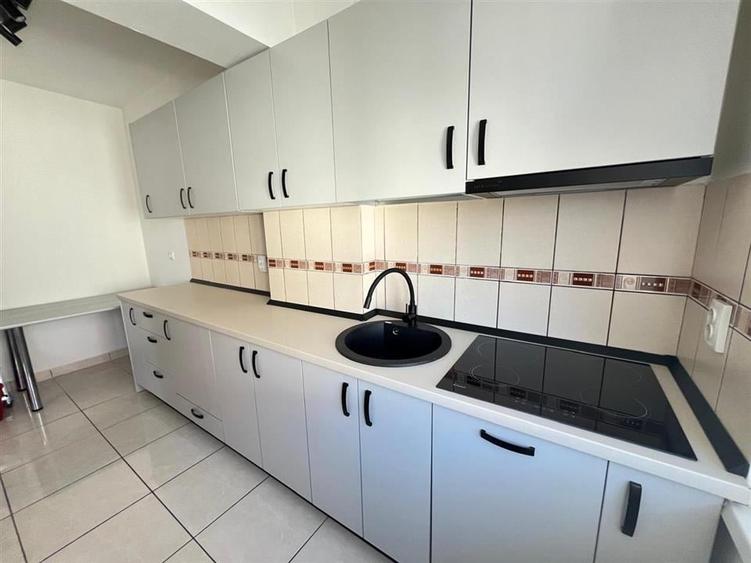 Apartament NOU 3 camere 2 bai balcon si parcare zona centrala - 11