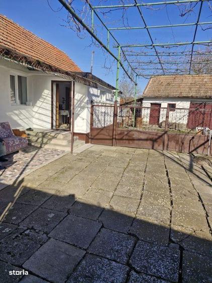 Casa frumoasa - zona linistita - 3