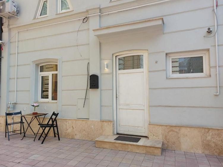 Casa Piata Universitatii-Teatrul National, amenajata, mobilata si utilata - 11