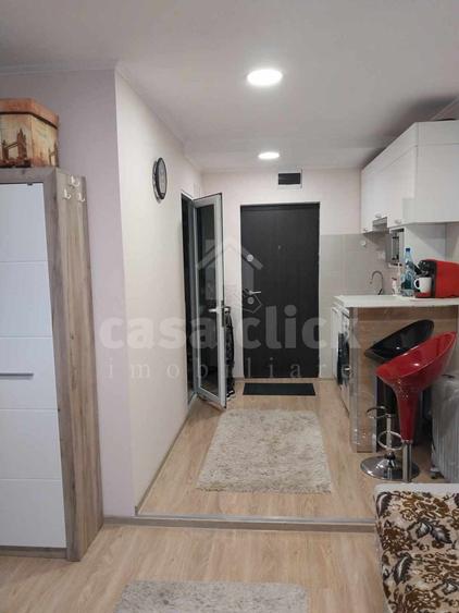 Garsonieră renovată și mobilată complet – Viaduct, etaj 3 - 4