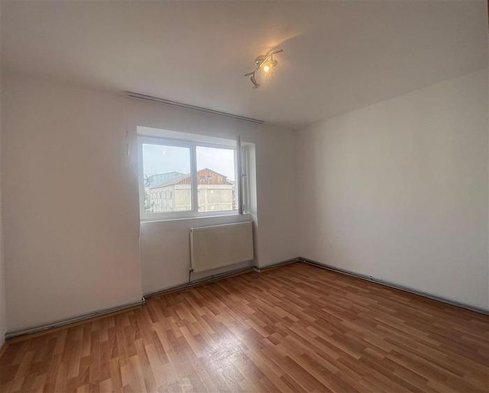 Apartament 3 camere | Burdujeni | 3c-4570 - 1