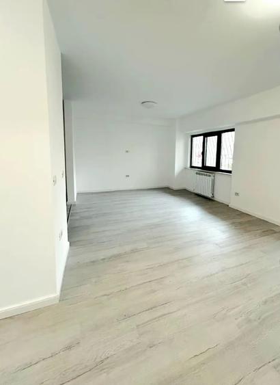 Gara - 2 Camere decomandate 57mp utili, etaj Parter, Constructie 1989 - 6