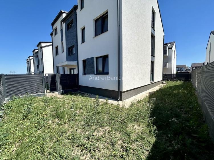 Apartament cu 3 camere decomandat în Sânpetru