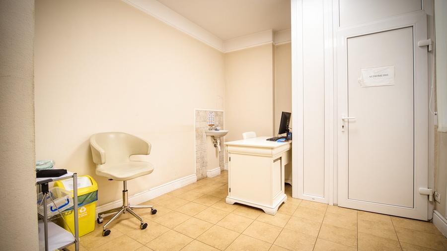 Cladire/Spatiu cu alta destinatie - 4 niveluri - pretabila diverse activitati - 35