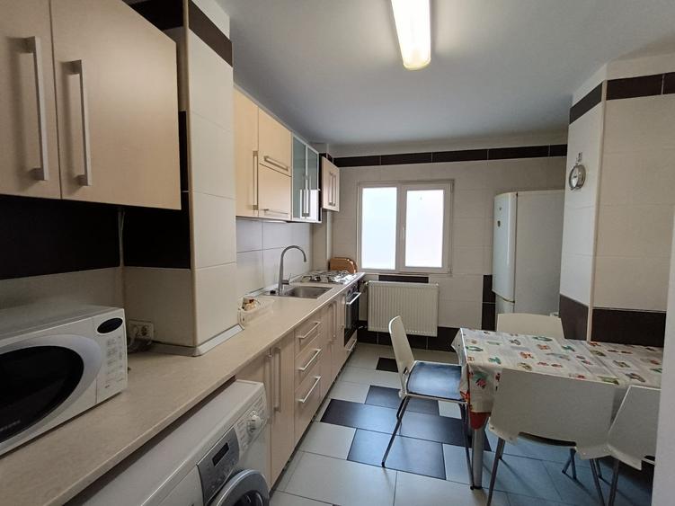 Victoriei 3 camere mobilat si renovat - 4