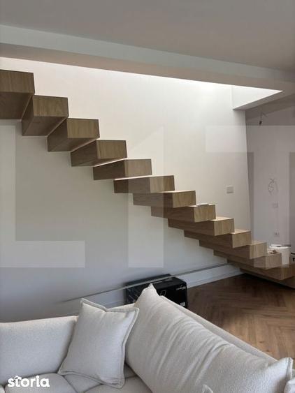 Casa noua de vanzare -proiect deosebit-4 camere -3 bai - 1