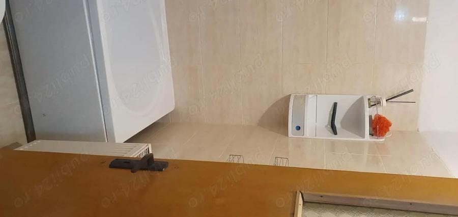 Garsoniera central gazda inchiriat bd.Independentei - 2