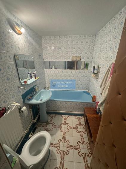 Apartament 4 camere de vânzare – zonă Școala 8 - 10