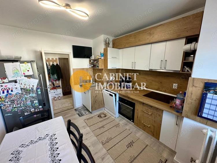 4 CAMERE RENOVAT - ETAJ 3 - BLOC DIN 1990 - ROND ZIMBRU - 9