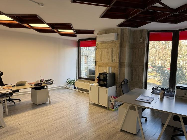 Unirii Business View / Spatiu de birou 45 mp / Showroom / Etaj 1 - 1