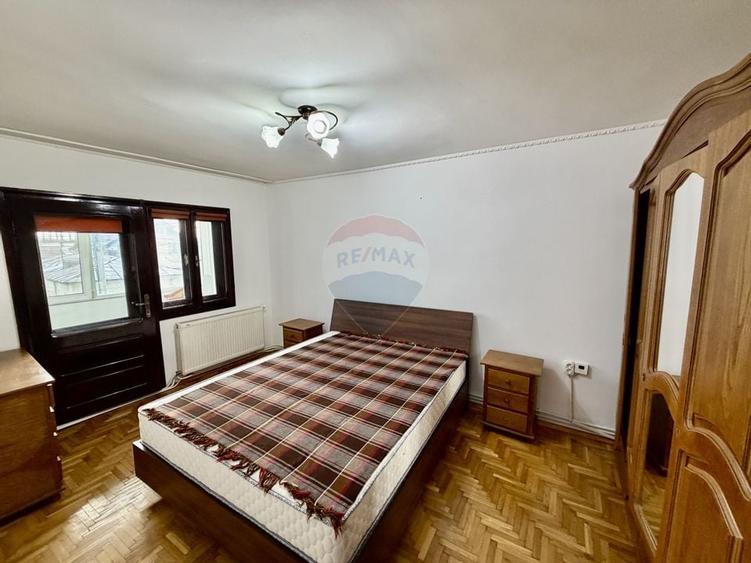 Apartament 3 camere etaj 1 - 13