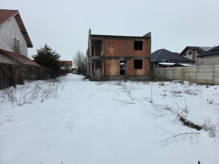 Comuna Pantelimon pe strada Campului intersectie cu Al. Selimbar - 1