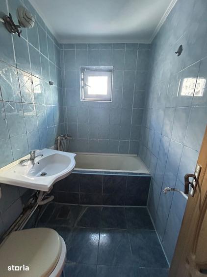 Apartament cu 3 camere in zona Bicaz - 8