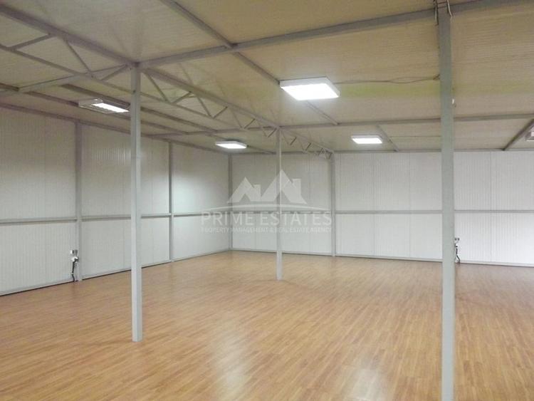 Spațiu comercial, de 200 mp, în Fundeni
