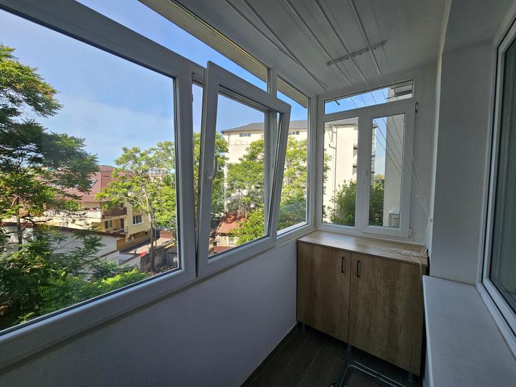 Apartament cu 3 camere semidecomandat, mobilat în Gara de Nord