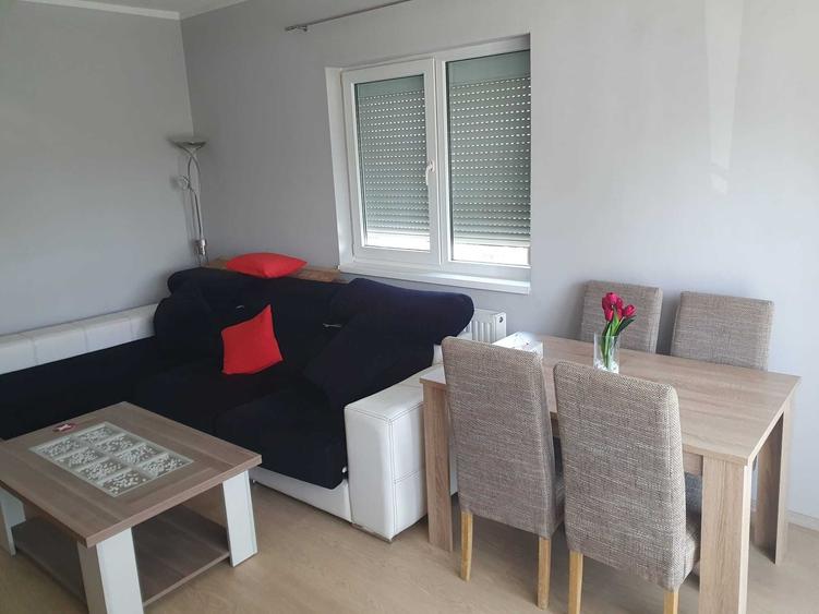 Apartament cu 2 camere decomandat în Exterior Vest