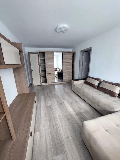 Apartament cu 2 camere decomandat în Nufărul