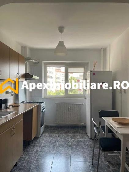 Apartament cu 2 camere semidecomandat, mobilat în Brâncoveanu