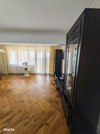 Apartament cu 3 camere în Grozăvești
