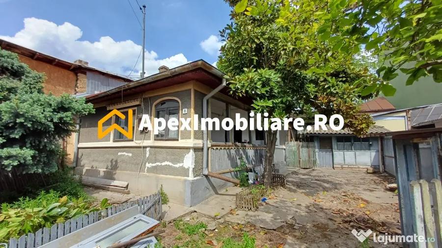 Casă cu 2 camere cu Teren 170 Mp în Petricani