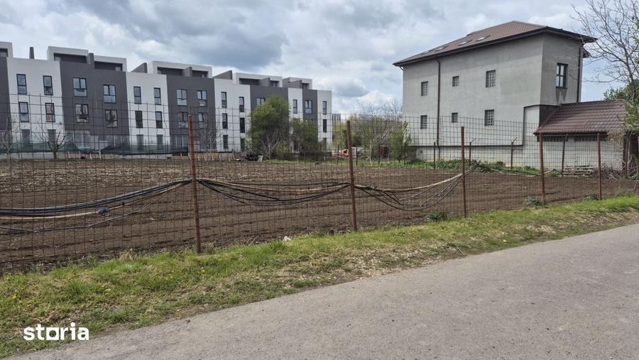 Teren de 1333 mp, în Kamsas