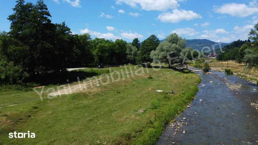 Teren de 3000 mp, în Corbeni